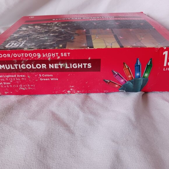 New in Opened Box Multi-Color Net Light with 150 Bulbs - Picture 5 of 10